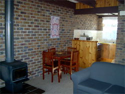 Warrawee Holiday Units - Accommodation in Surfers Paradise 0