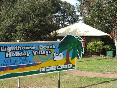 Lighthouse Beach Holiday Village - Accommodation in Surfers Paradise 2
