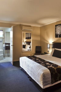 Ambassador On Ruthven - Toowoomba - Accommodation in Surfers Paradise 1