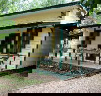 Pioneer Garden Cottages - Accommodation in Surfers Paradise