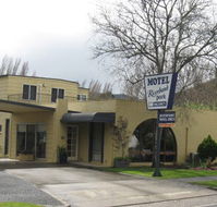 Riverbank Park Motel - Accommodation in Surfers Paradise