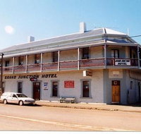 Grand Junction Hotel - Accommodation in Surfers Paradise