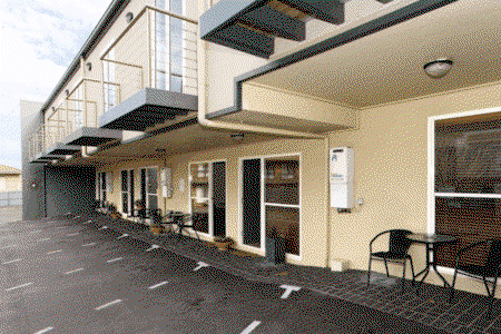 Best Western Beaches Apartments - Accommodation in Surfers Paradise 2