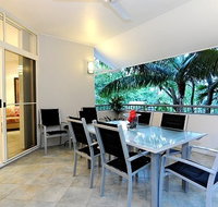 Oasis At Palm Cove - Accommodation in Surfers Paradise
