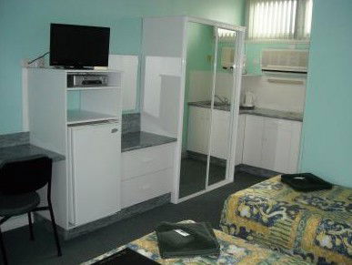 The Tree Motel - Accommodation in Surfers Paradise 3