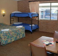 Oasis By The Lake - Accommodation in Surfers Paradise