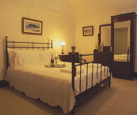 Tokelau Guest House - Accommodation in Surfers Paradise 4