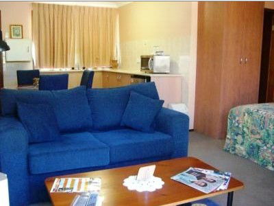  Accommodation in Surfers Paradise