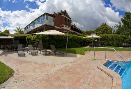 Comfort Resort Alzburg - Accommodation in Surfers Paradise 0