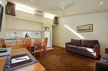 Comfort Resort Alzburg - Accommodation in Surfers Paradise 3