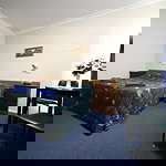 Motel Poinsettia - Accommodation in Surfers Paradise 1