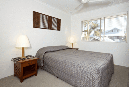Pelican Beach Resort - Accommodation in Surfers Paradise 1