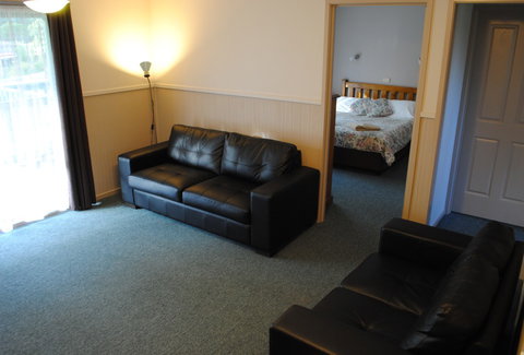 Lakes Entrance Country Cottages - Accommodation in Surfers Paradise 1