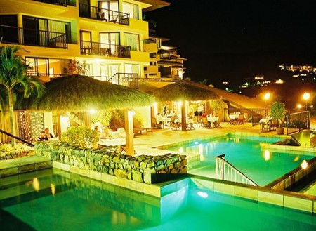 Waters Edge Resort - Accommodation in Surfers Paradise 1