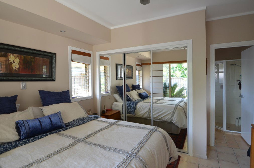  Accommodation in Surfers Paradise