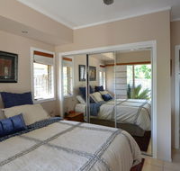 Hastings Cove Holiday Apartments - Accommodation in Surfers Paradise