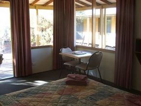 Desert Oaks Resort - Accommodation in Surfers Paradise 7