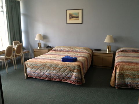 City West Motel - Accommodation in Surfers Paradise 1