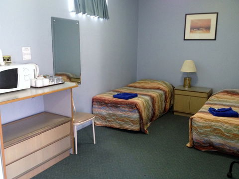 City West Motel - Accommodation in Surfers Paradise 6