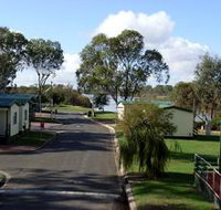 Mannum Caravan Park Cabins - Accommodation in Surfers Paradise