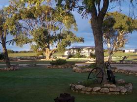 Coodlie Park Farm Retreat - Accommodation in Surfers Paradise 0
