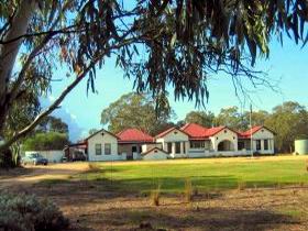 Whurra Mundi Homestead - Accommodation in Surfers Paradise 0