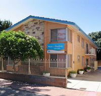 Waves on Broadway - Accommodation in Surfers Paradise