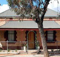 Meaney's Rest - Accommodation in Surfers Paradise