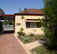 Loxton Smiffy's Bed And Breakfast Sadlier Street - Accommodation in Surfers Paradise
