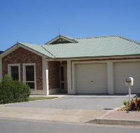 Roo's Place - Accommodation in Surfers Paradise
