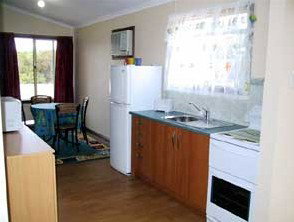 Seabreeze Accommodation - Accommodation in Surfers Paradise 3