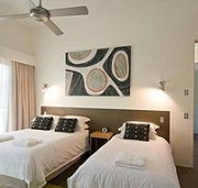 Sunblest Beach Retreat - Accommodation in Surfers Paradise