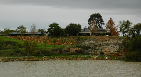 Paringa House B&B Stone Cottages - Accommodation in Surfers Paradise 7