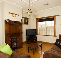 Semaphore Beach House - Accommodation in Surfers Paradise