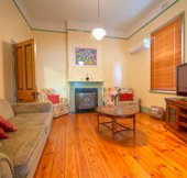 Semaphore Beach Cottage Bed and Breakfast - Accommodation in Surfers Paradise
