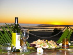 End Of The Road Motel - Accommodation in Surfers Paradise 0