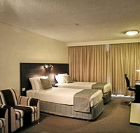 St Ives Hotel - Accommodation in Surfers Paradise
