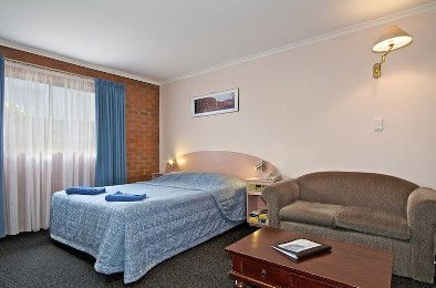Martin Cash Motel - Accommodation in Surfers Paradise 3