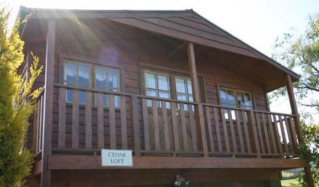 Cedar Cottages Blackmans Bay - Accommodation in Surfers Paradise 1