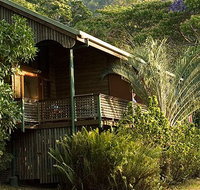 Bloomfield Lodge - Accommodation in Surfers Paradise