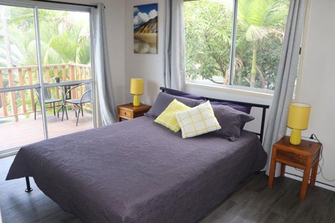 Pippies Beachhouse - Accommodation in Surfers Paradise 2