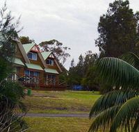Berrara Waters Chalet - Accommodation in Surfers Paradise