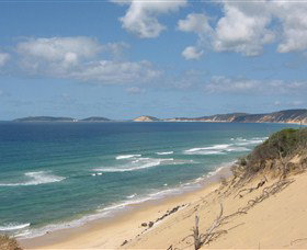 Rainbow Beach Hire-a-camp - Accommodation in Surfers Paradise 0