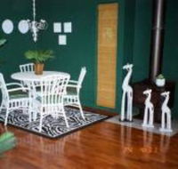 Chalet Chic - Accommodation in Surfers Paradise
