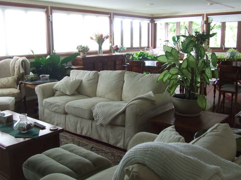 Kin Kin Manor - Accommodation in Surfers Paradise 4