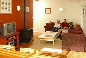 Bay Of Plenty Lodges - Accommodation in Surfers Paradise 2