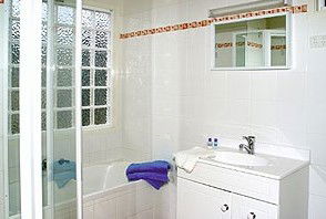 Bay Of Plenty Lodges - Accommodation in Surfers Paradise 3
