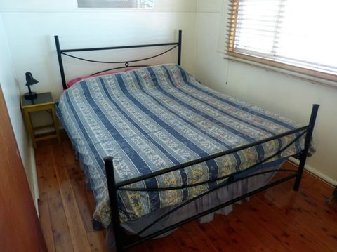 South Coast Holiday Cottages - Accommodation in Surfers Paradise 0
