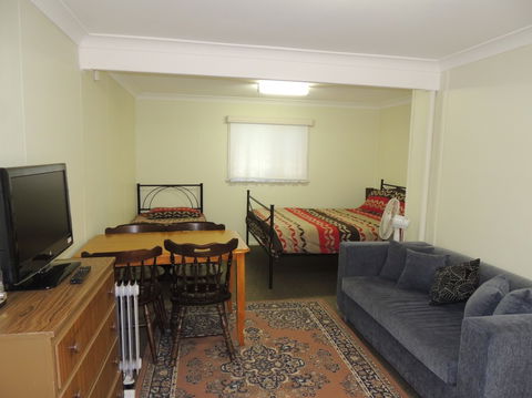 A Paradise Bungalow Waterfront - Accommodation in Surfers Paradise 4