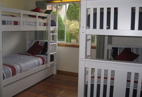 Tranquility Beach House - Accommodation in Surfers Paradise 1